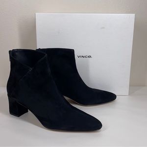 Vince Lora Black Suede Ankle Booties Boots Size 5
